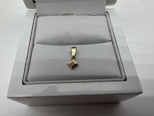 Złota Zawieszka pr. 585 w. 0,37g CERT