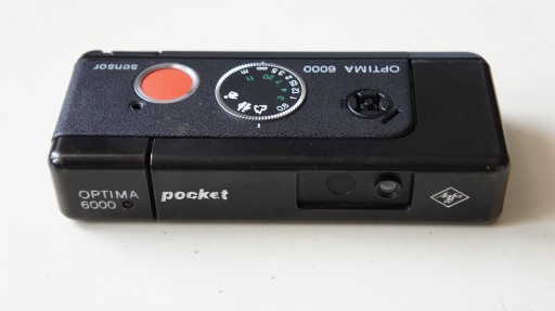 Классическая карманная сенсорная камера AGFA OPTIMA 6000.
