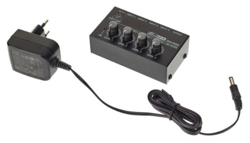 4-канальный микшер Behringer Micromix MX400