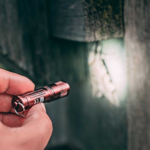 Фонарик Olight I3E EOS из античной бронзы + БЕСПЛАТНО
