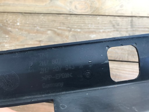 НАКЛАДКА ЗАДНЕГО БАМПЕРА 2H7807512A VW AMAROK