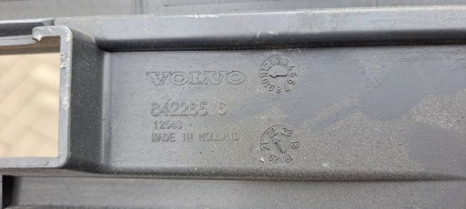 ławka grill VOLVO FH5 FH 5 atrapa ORYGINAŁ 84226506