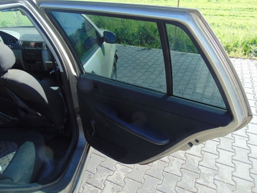 SKODA FABIA I LIFT COMBI ДВЕРЬ ЗАДНЯЯ ПРАВАЯ Q2Q2