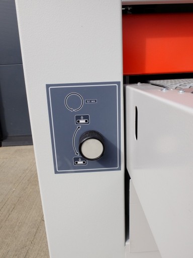 Широколенточная шлифовальная машина Unitek 1100 pneumat 2NRKRT