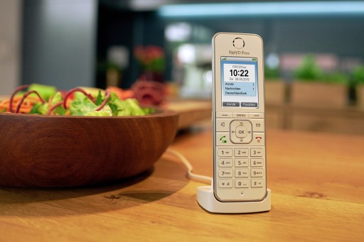 FRITZ!Fon C6 - стационарный телефон DECT VoIP