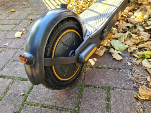 NIEZBĘDNIK zestaw MUST HAVE do Ninebot Max / Motus Scooty 10 (czarny)