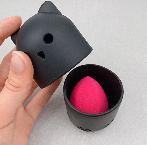 ETUI DO BLENDERA NA GĄBKĘ DO MAKIJAŻU OCHRONNE SILIKONOWE BEAUTY BLENDER CZ