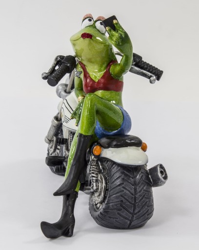 FIGURKA ŻABA NA MOTORZE ROBIĄCA SELFIE MOTOCYKLIST