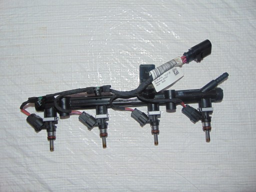 VW AUDI ТОПЛИВНЫЙ ИНЖЕКТОР 04L130277AA 2 TKM