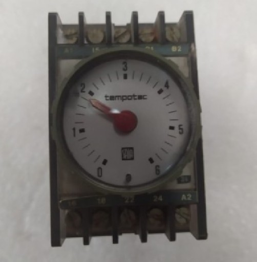 Przekaźnik czasowy KOF1.A1 do 6 minut 230V AC
