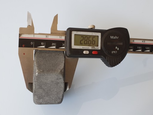 ŚRUBA HV M36 x 235 10.9 Z NAKRĘTKĄ I PODKŁADKAMI