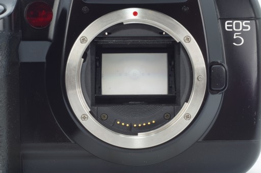 CANON EOS 5 – камера для любых погодных условий