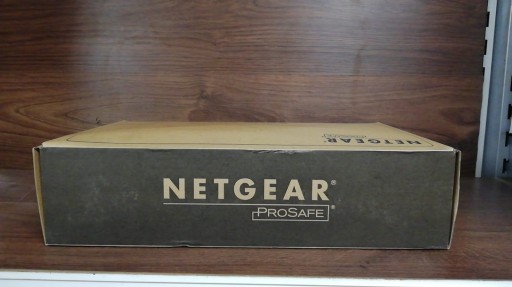 Проводной маршрутизатор Netgear SRX5308