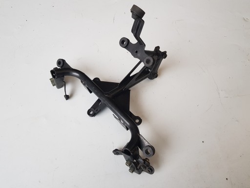 Stelaż czaszy licznika lusterek Yamaha FZS 1000 Fazer 01-06 mocowanie uchwy