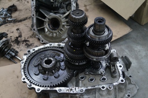 Kia Sportage III 1.7CRDI коробка передач 10-15 лет