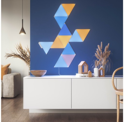 Набор Nanoleaf Shapes Triangles из 15 декоративных современных светодиодных панелей