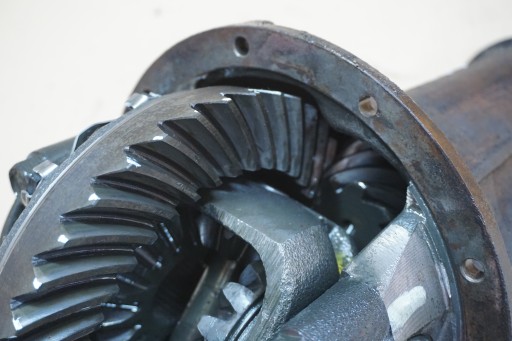 LAND CRUISER 70 LJ70 ДИФФЕРЕН ОСЕЙ ПЕРЕДНЯЯ ГОЛОВКА 39/8 4.875 2.4 TD 89r