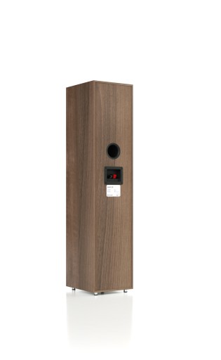 Напольные колонки Pylon Pearl 20 из орехового дерева