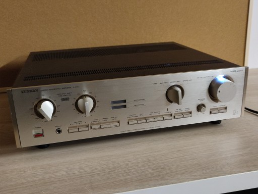Усилитель LUXMAN L-410 после обслуживания
