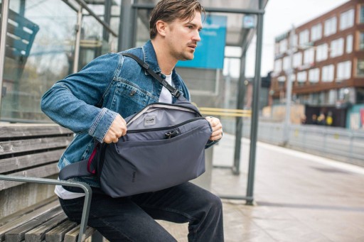 Pacsafe MetroSafe X 18L Серый городской рюкзак