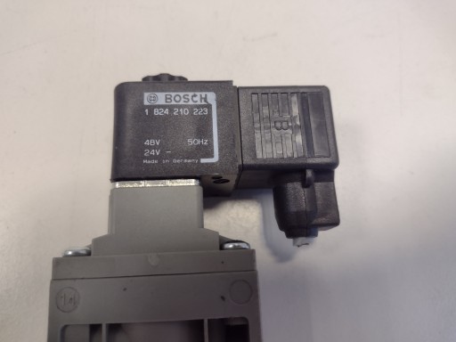 Elektrozawór Rexroth 0820023991