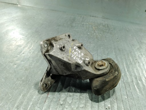 ŁAPA SKRZYNI BIEGÓW VW PASSAT B5 FL 8D0399114AH 1.9 TDI