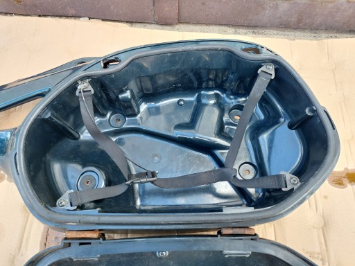боковой обтекатель багажника HONDA NTV NT 650 DEAUVILLE