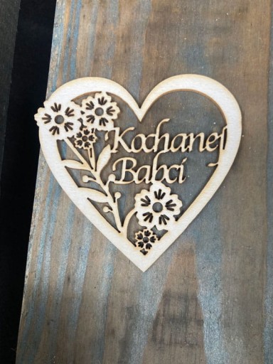 10 szt. serce z kwiatkami KOCHANEJ BABCI