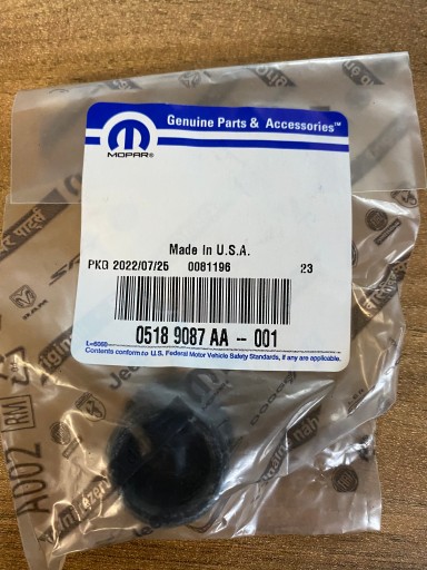 05189087AA Уплотнение масляного щупа коробки передач MOPAR