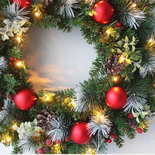 Wieniec bożonarodzeniowy z diodami LED, wisząca girlanda z sosną 40cm