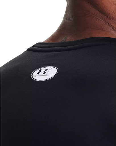 Спортивная мужская футболка Under Armour с длинными рукавами, размер М