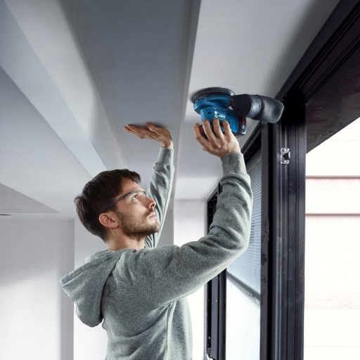 ЭКСЦЕНТРИЧЕСКАЯ КАЧЕСТВЕННАЯ ШЛИФОВАЛЬНАЯ МАШИНА BOSCH GEX 185-LI 18V аккумулятор + БЕСПЛАТНО!!!
