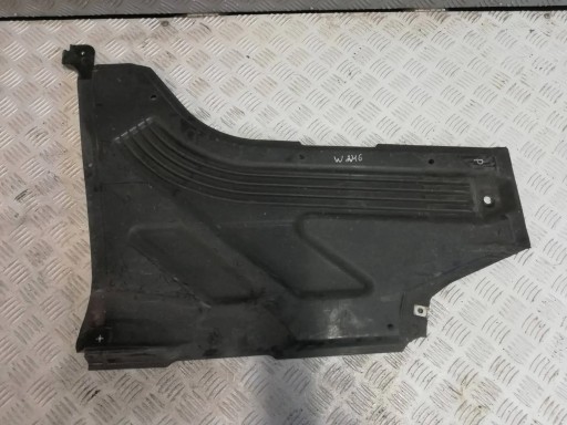 Mercedes-Benz B W246 КРЫШКА ШАССИ СПРАВА