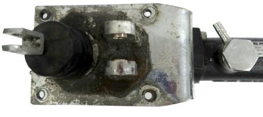 ГЛАВНЫЙ ЦИЛИНДР CASE IH 221F, 321F, NEW HOLLAND W70C, W80C 47900016