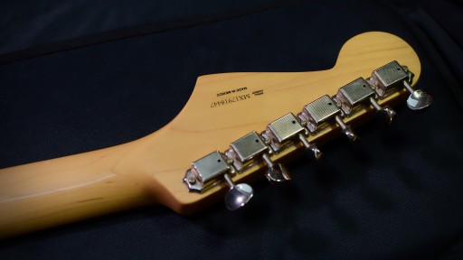 FENDER STRATOCASTER CLASSIC PLAYER 60-х годов, Sonic Blue