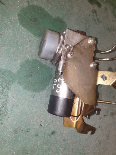 BMW E39 Pompa klapy bagażnika 7015684 7004889