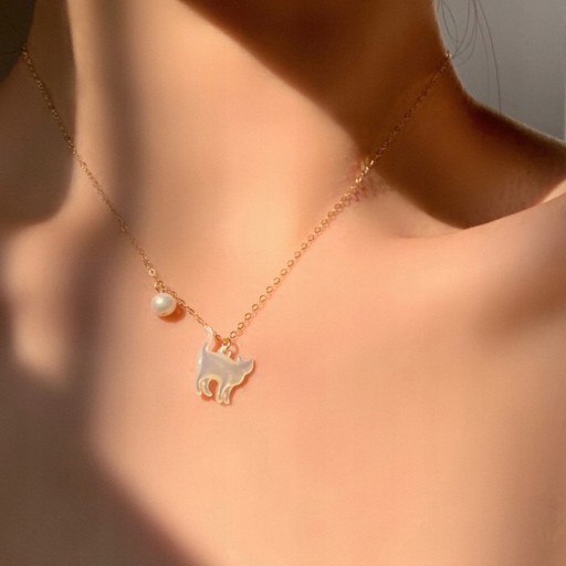 Ожерелье из кошачьего жемчуга