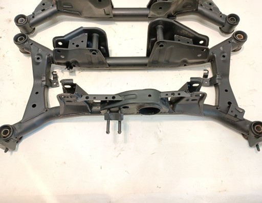 ПОДВЕСКА ЗАДНЯЯ БАЛКА САНКИ NISSAN X-TRAIL T30 00-07R