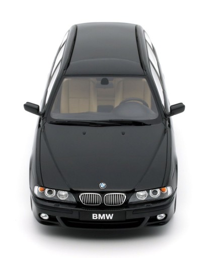 BMW 540i (E39) Touring M-Package 2001 года, цвет «Black Saphire», Otto Mobile, масштаб 1:18