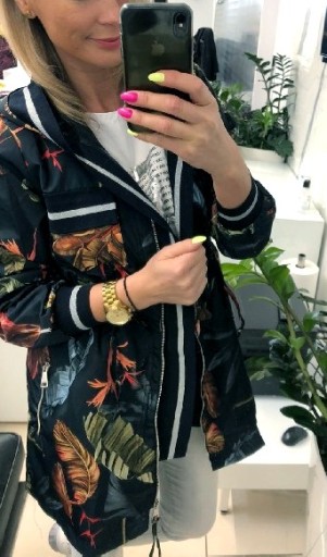 OMBRE оставляет тонкую ветровку-парку S/M