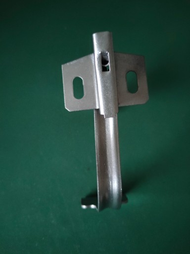 Крючок капота крышки двигателя Polonez Caro 0035356