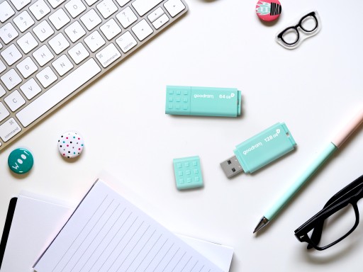 Флеш-накопитель GOODRAM UME3 CARE USB 3.2 64 ГБ