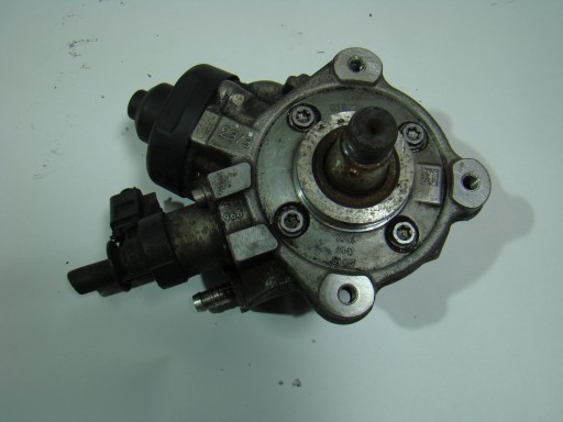 ТОПЛИВЫЙ НАСОС VOLKSWAGEN CRAFTER 2.0 0445010533 03L130755AB