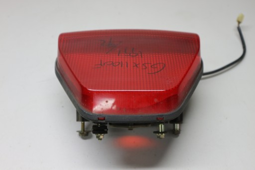 SUZUKI GSXF 600 750 LAMPA TYŁ TYLNA