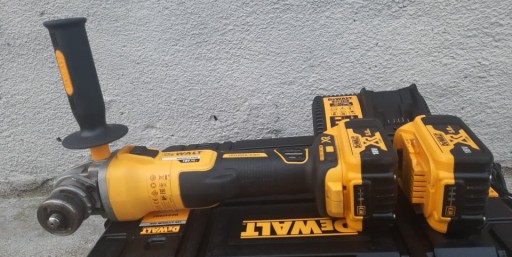 Угловая шлифовальная машина DeWalt DCG405NT 125 мм