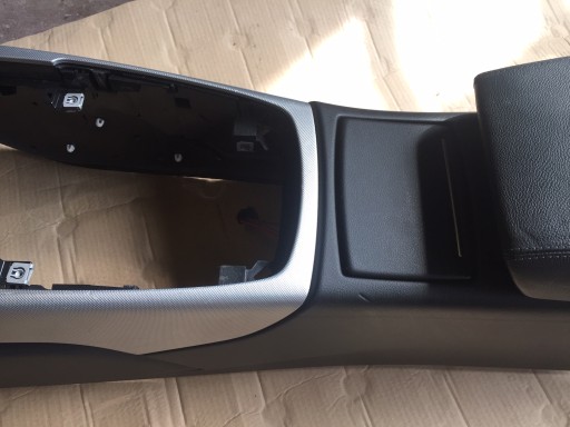 AUDI A6 C7 ЦЕНТРАЛЬНАЯ ТУННЕЛЬНАЯ КОНСОЛЬ 4G0863244B
