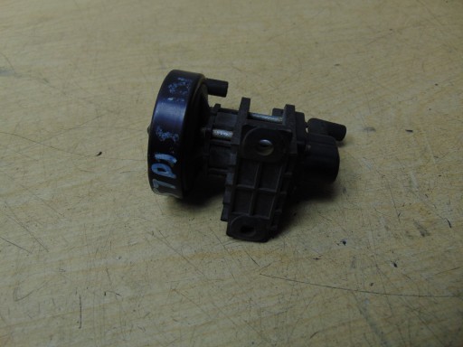 КЛАПАН ВАКУУМНЫЙ ДАТЧИК VW AUDI 357906283