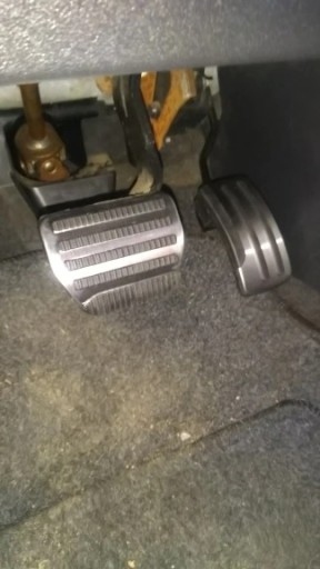 Накладки на педали Nissan Rogue 2008 - 2013 гг.