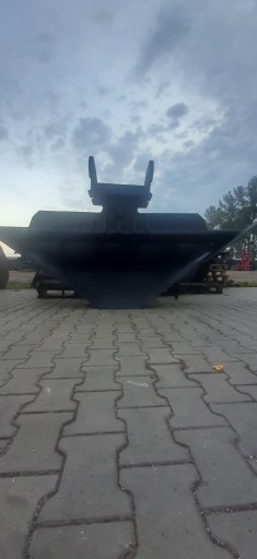 Гидравлический трапециевидный ковш