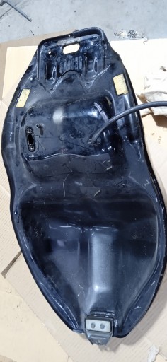 YAMAHA XJ 600 92-03 ОТВОД ТОПЛИВНОГО БАКА / НЕЙКЕД